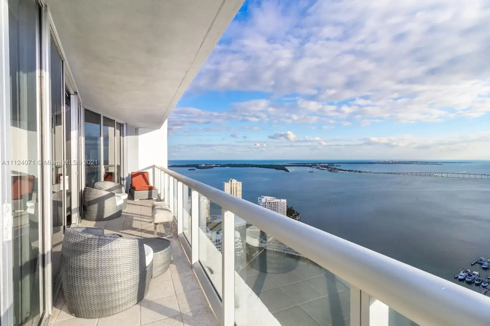 495 Brickell Ave # 4805, Miami FL 33131 photo 2
