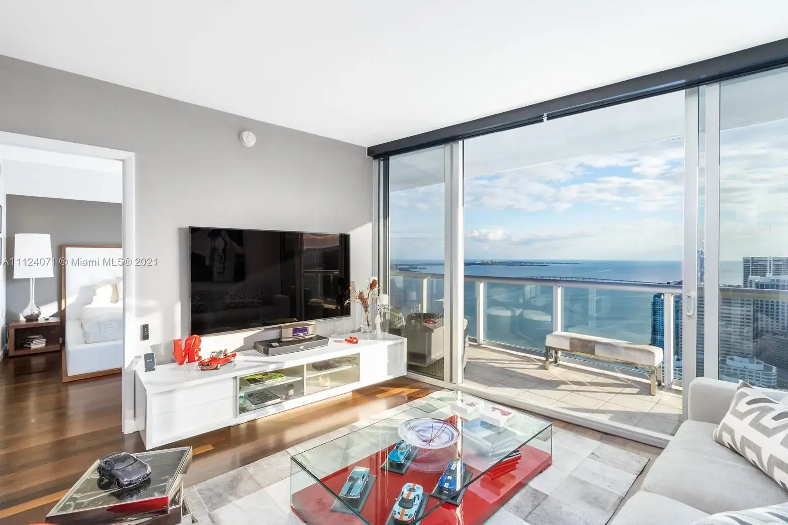 495 Brickell Ave # 4805, Miami FL 33131 photo 5