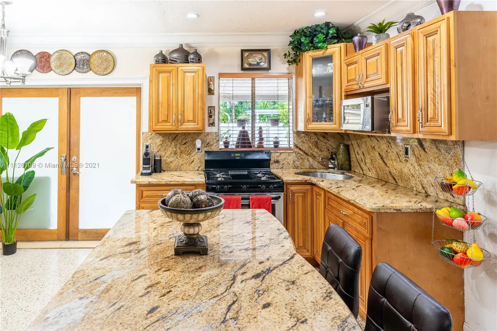6181 SW 20th St, West Miami FL 33155 photo 4