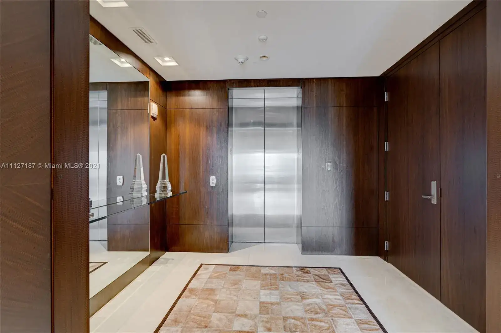 3535 Hiawatha Ave # 403, Coconut Grove FL 33133 photo 4