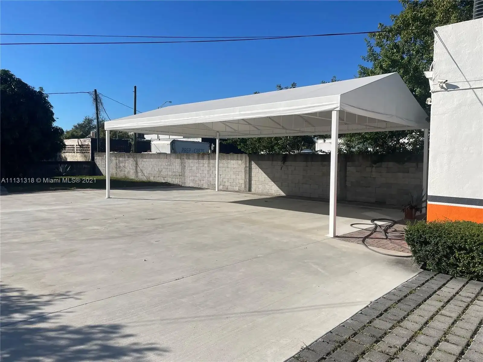 680 NW 71st St, Miami FL 33150 photo 3