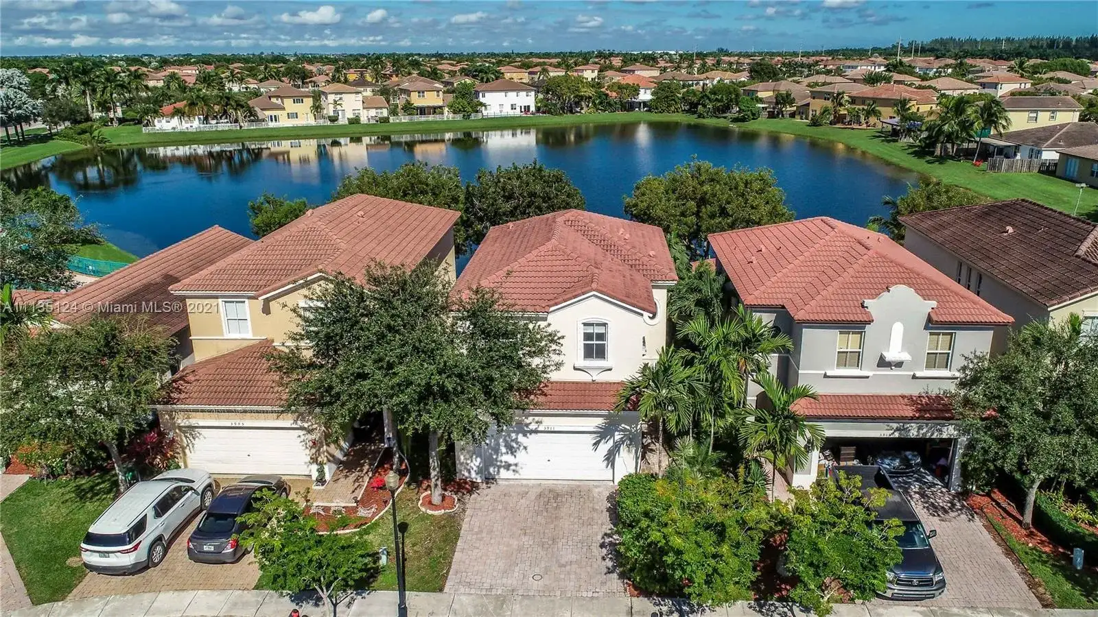 3911 NE 13th Dr, Homestead FL 33033 photo 3