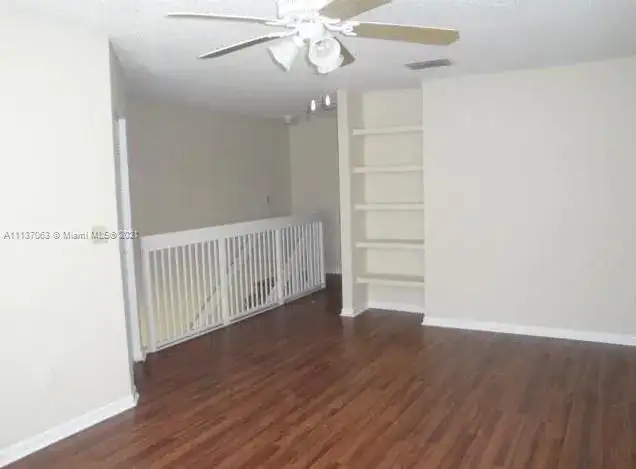 18316 NW 68th Ave # I, Hialeah FL 33015 photo 2