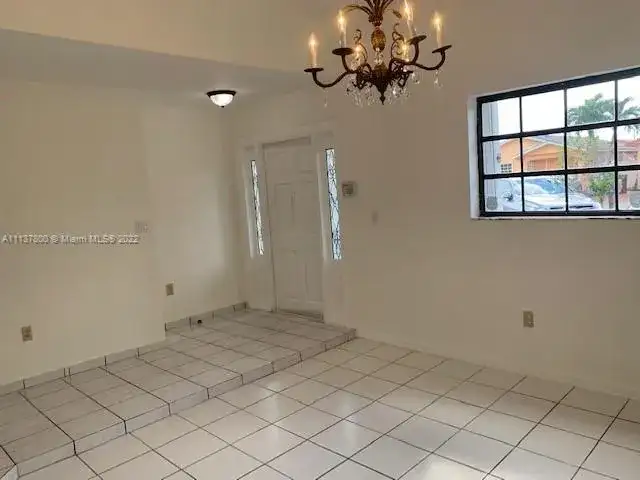 2749 W 72nd St, Hialeah FL 33016 photo 3
