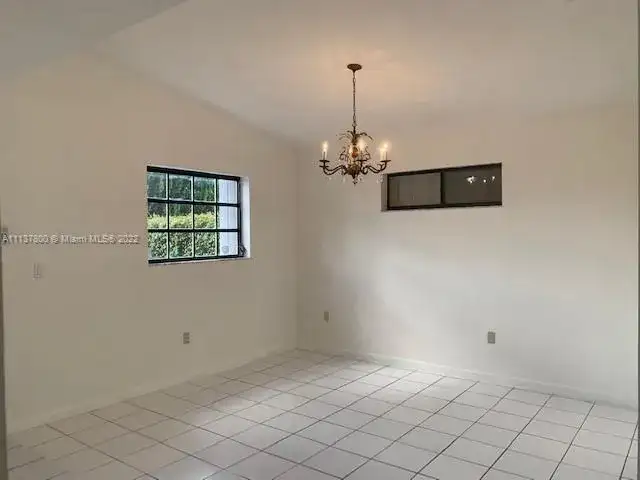 2749 W 72nd St, Hialeah FL 33016 photo 5