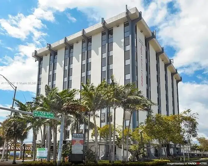 12550 Biscayne Blvd # 208, North Miami FL 33181 photo 3