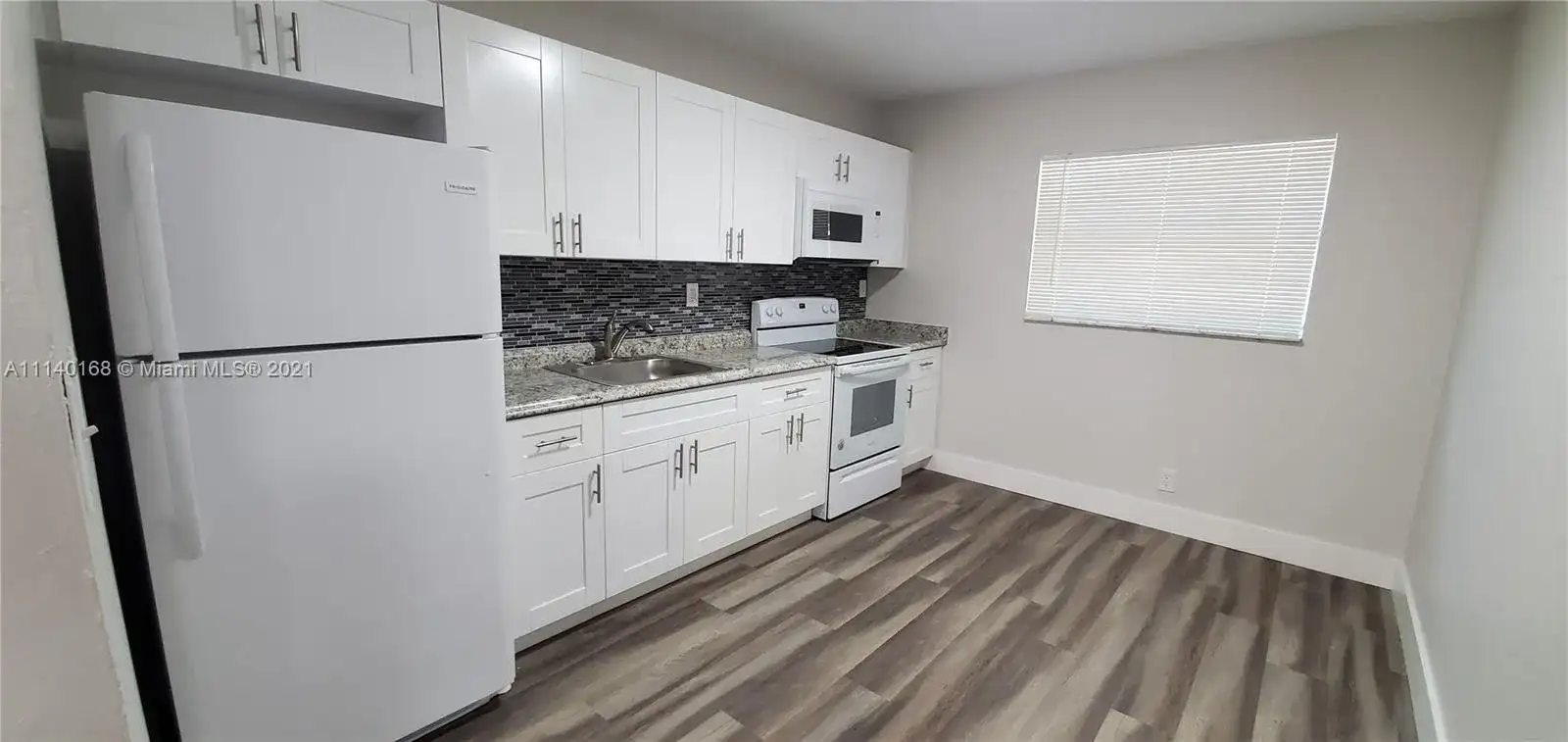 450 SW 2nd St # 3, Pompano Beach FL 33060 photo 2