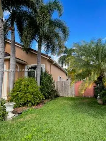1919 SE 18th Ct, Homestead FL 33035 photo 3