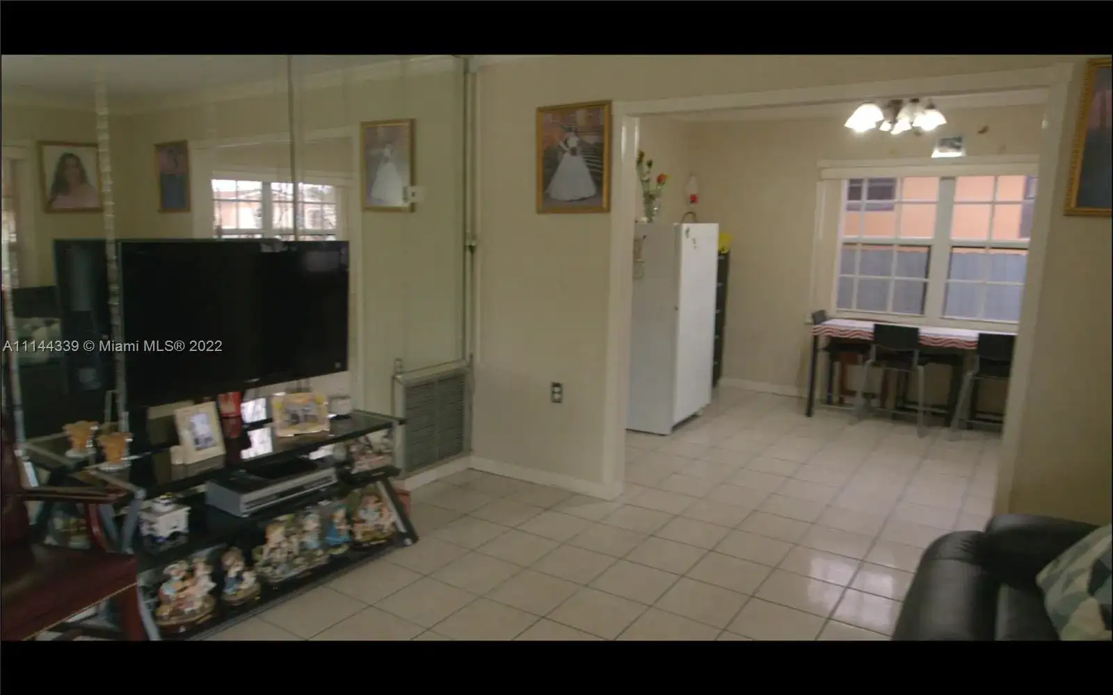 42 E 13th St, Hialeah FL 33010 photo 2