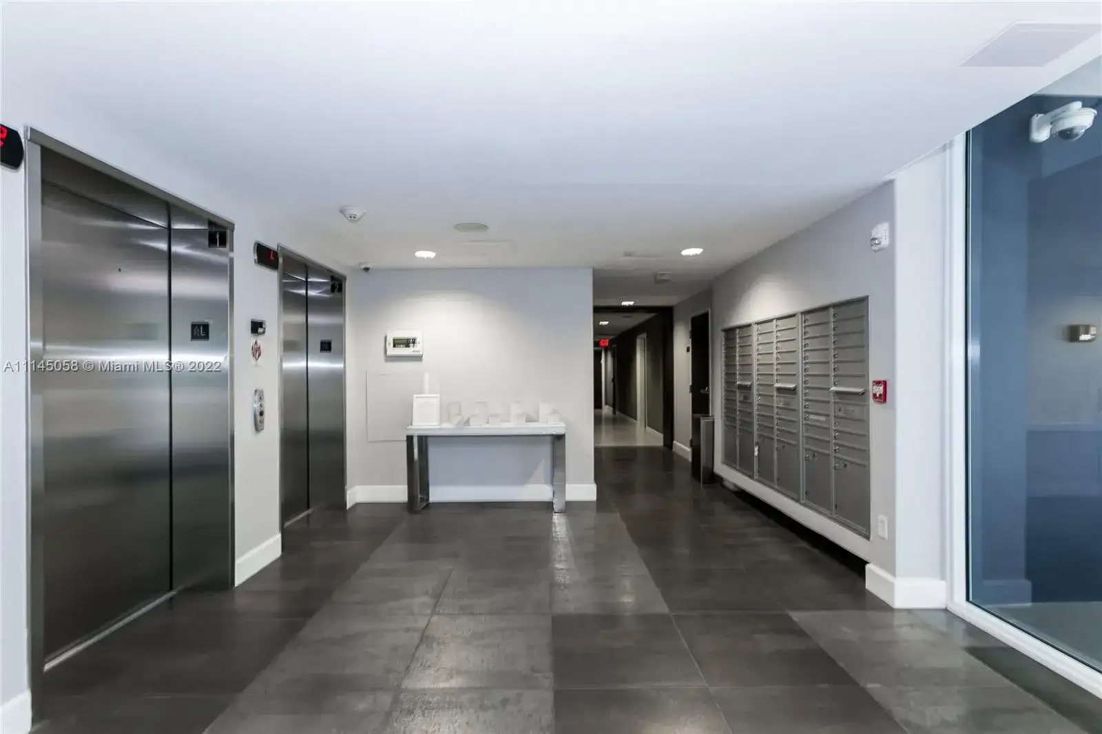2155 Washington Ct # 206, Miami Beach FL 33139 photo 3
