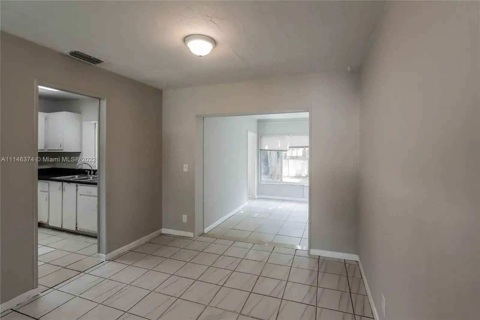 4984 SW 5th St, Margate FL 33068 photo 5