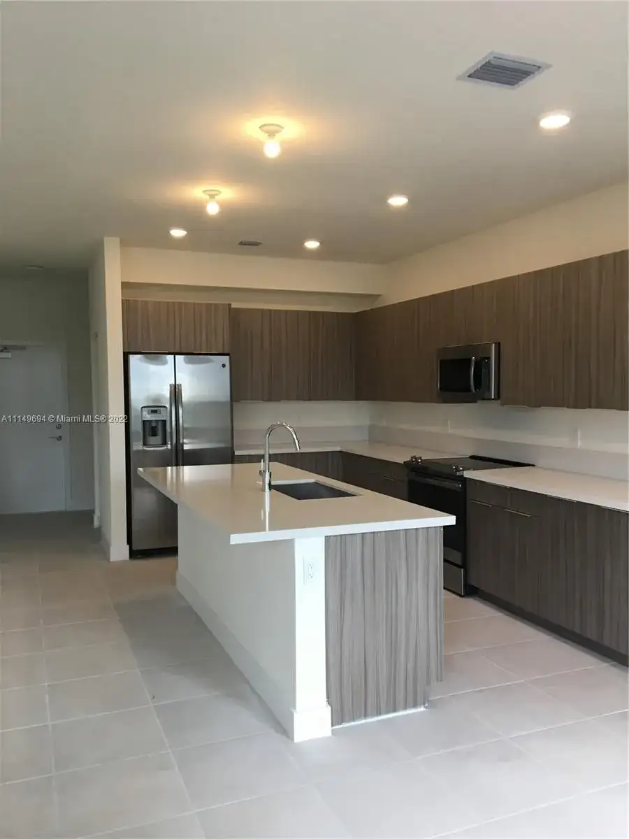 4700 NW 84th Ave # 15, Doral FL 33166 photo 4