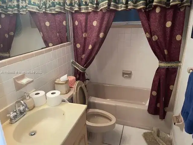 1800 NE 28th Ave, Pompano Beach FL 33062 photo 4