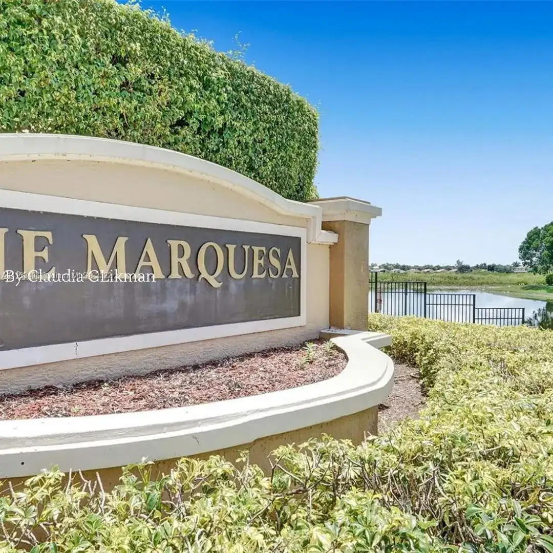 100 SW 117th Ter # 2207, Pembroke Pines FL 33025 photo 2
