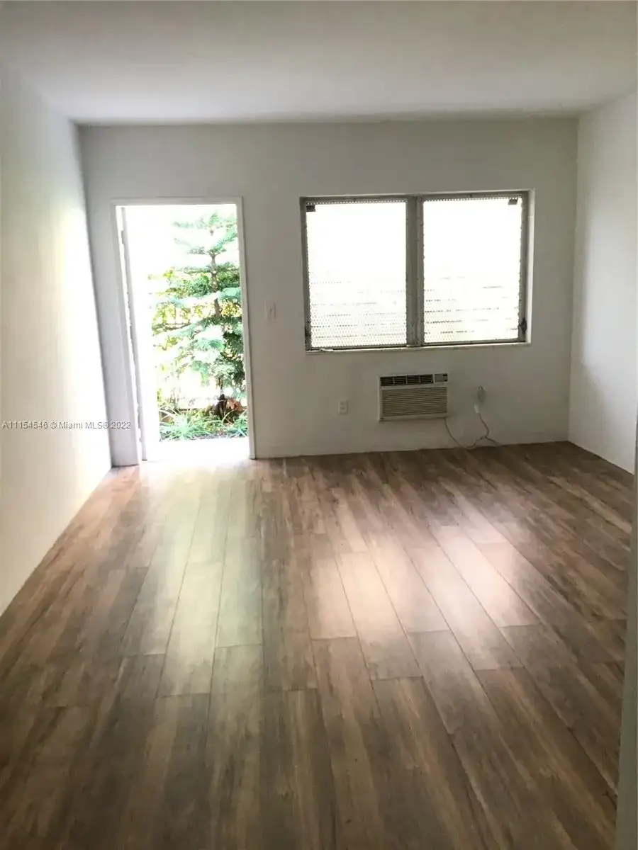 8132 Harding Ave # 2, Miami Beach FL 33141 photo 4