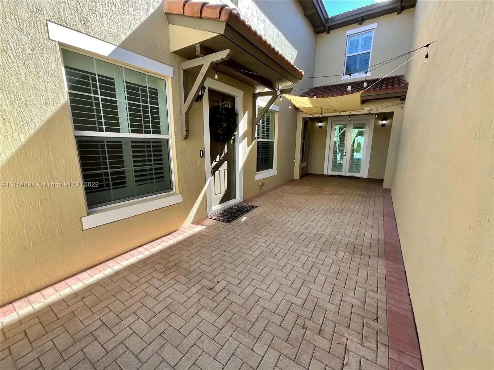 14620 SW 15th St, Pembroke Pines FL 33027 photo 3
