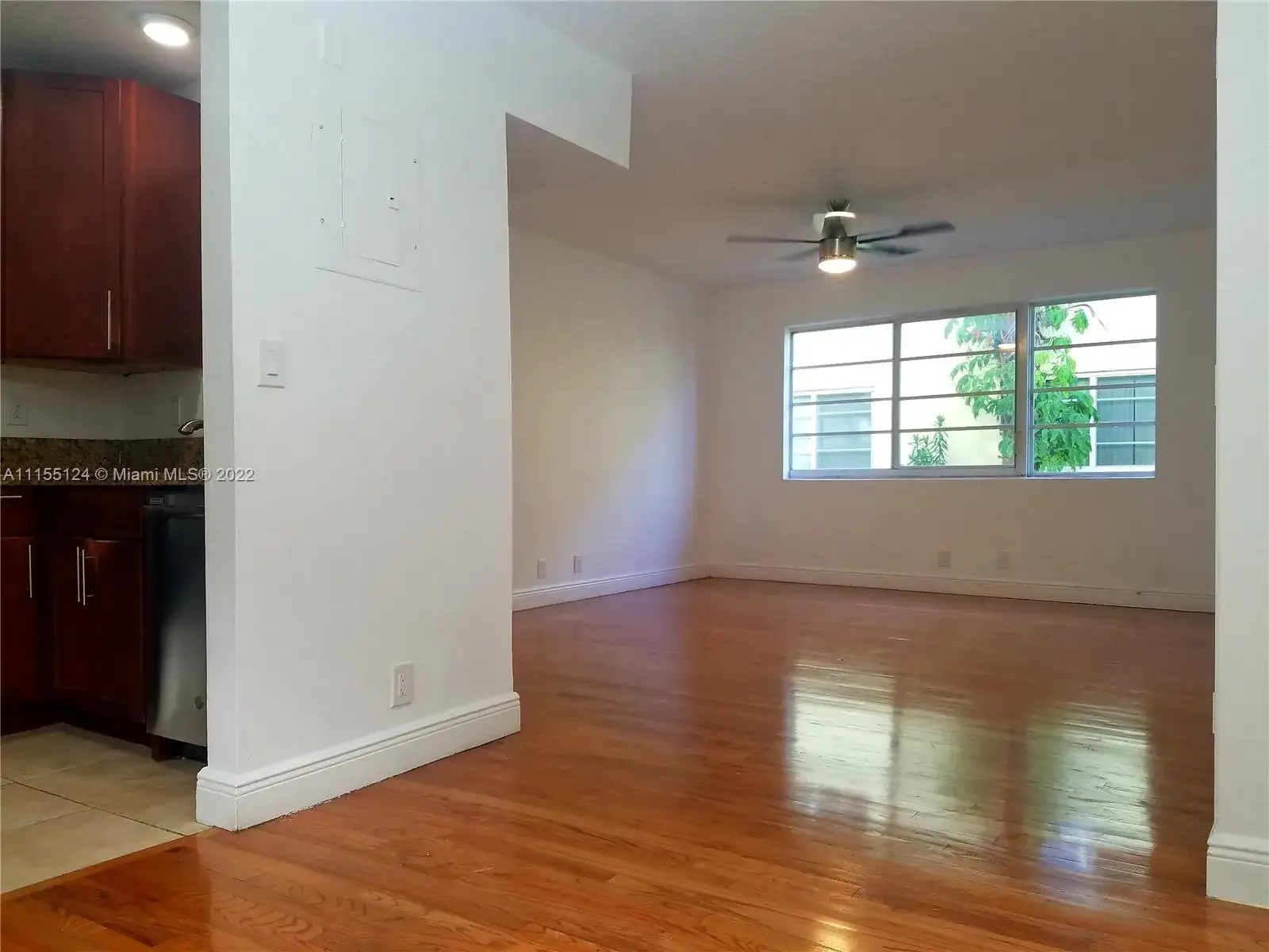 340 84th St # 2, Miami Beach FL 33141 photo 3