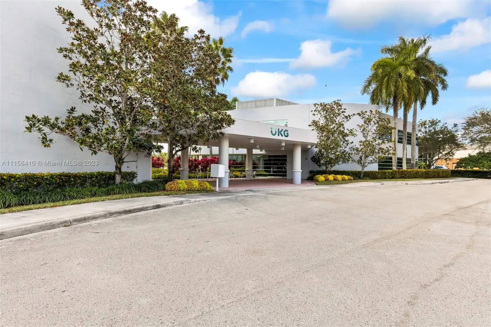 1455 N Park Dr, Weston FL 33326 photo 3