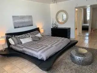 100 Lincoln Rd # 931, Miami Beach FL 33139 photo 2