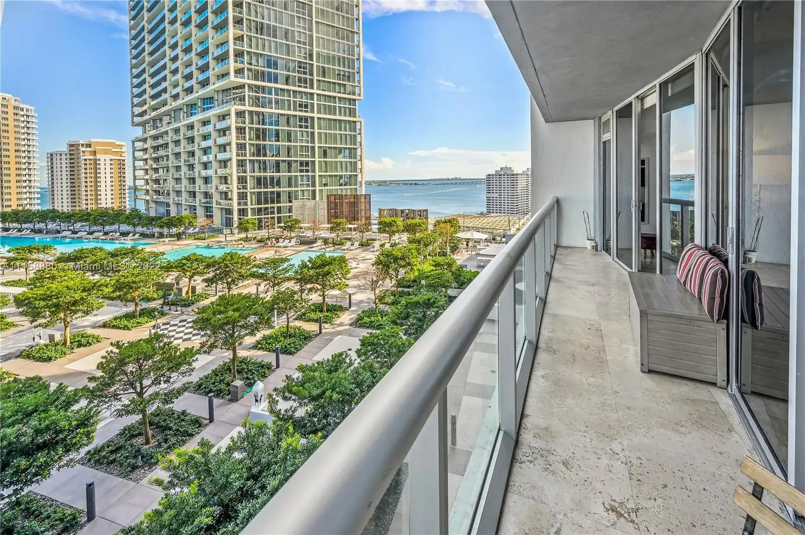 485 Brickell Ave # 1701, Miami FL 33131 photo 2
