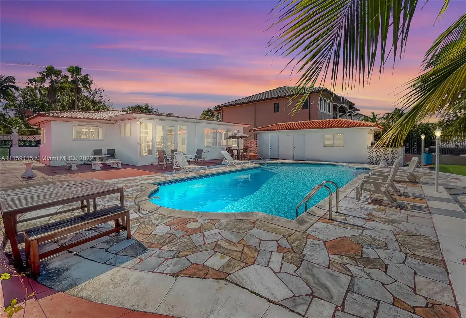2095 Keystone Blvd, North Miami FL 33181 photo 2