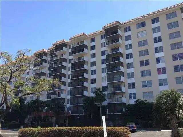 4164 Inverrary Dr # 1008, Lauderhill FL 33319 photo 5