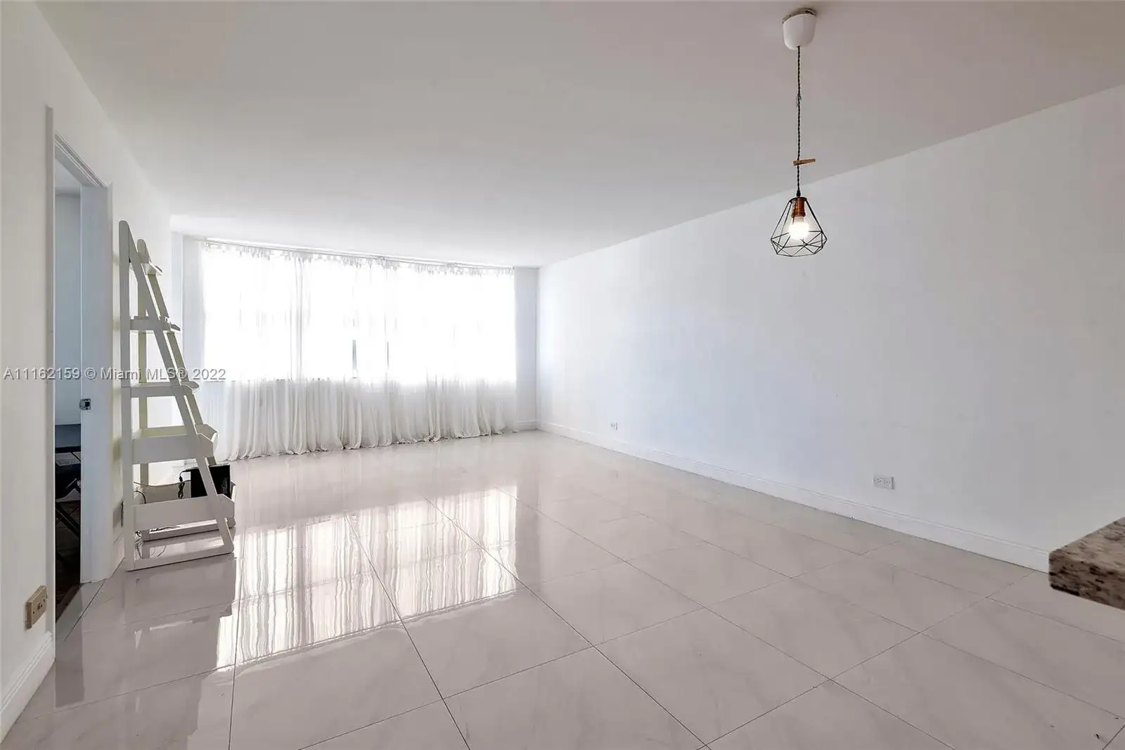 6039 Collins Ave # 709, Miami Beach FL 33140 photo 3