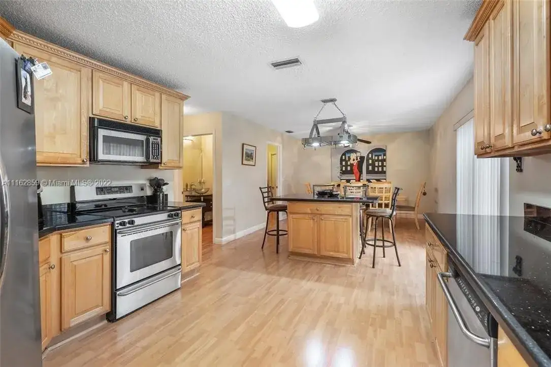 7685 NW 62nd Way, Parkland FL 33067 photo 5