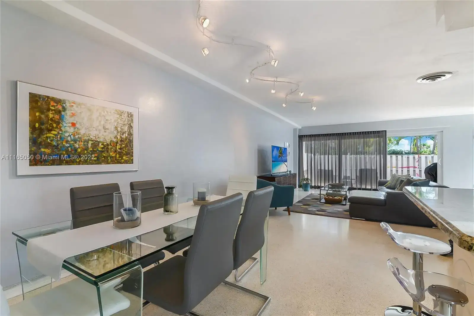 7400 Gary Ave, Miami Beach FL 33141 photo 2
