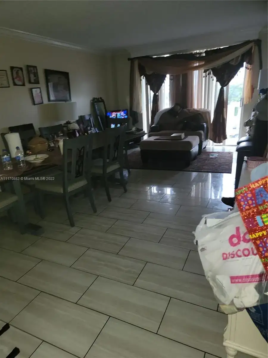 15600 NW 7th Ave # 511, Miami FL 33169 photo 3