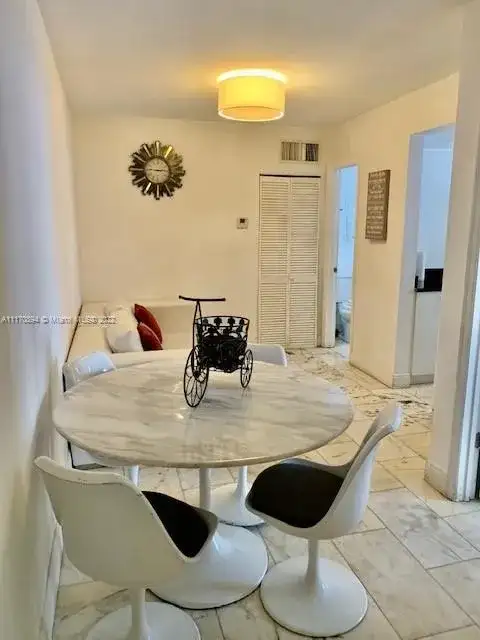 1526 Pennsylvania Ave # 17, Miami Beach FL 33139 photo 5