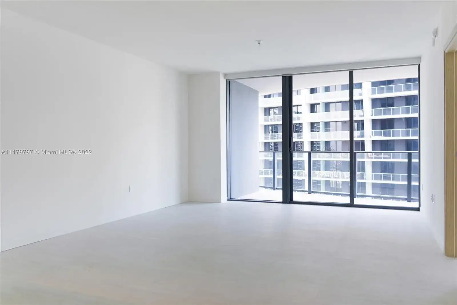 1000 Brickell Plaza # 3307, Miami FL 33131 photo 3