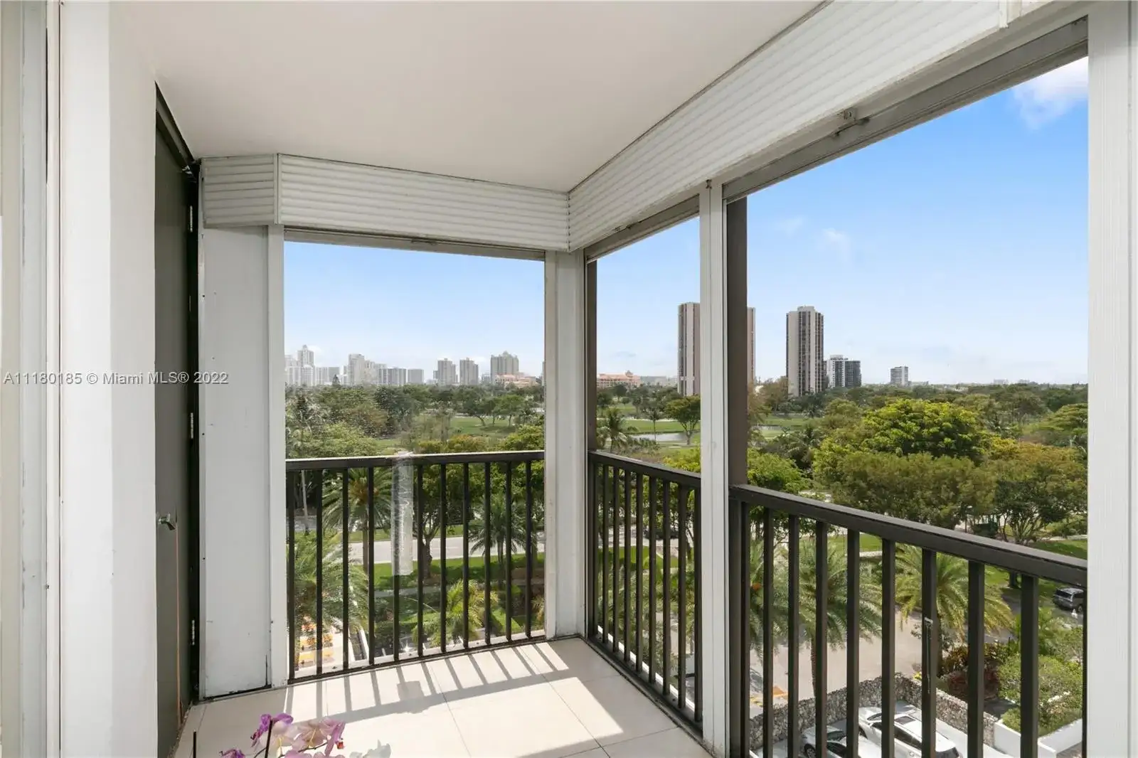 3375 N Country Club Dr # 608, Aventura FL 33180 photo 5