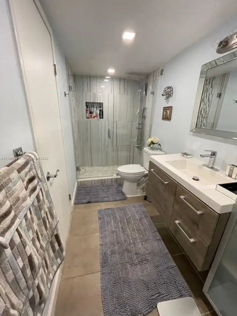 1351 NE Miami Gardens Dr # 601E, Miami FL 33179 photo 2