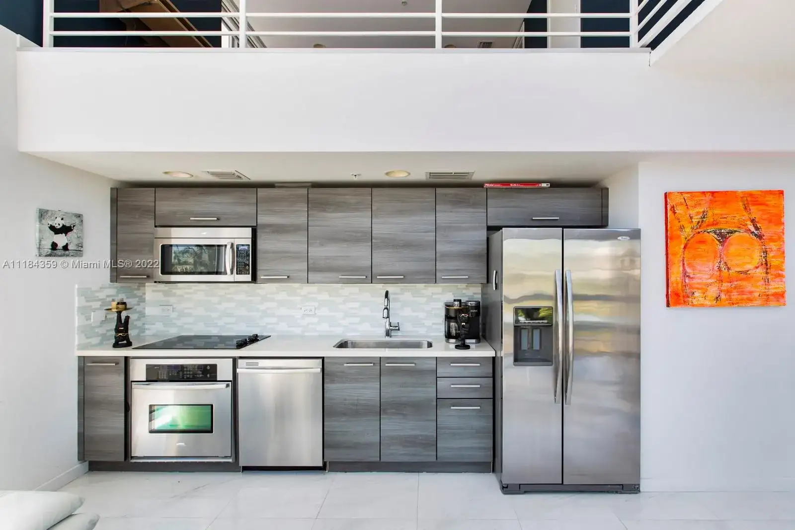 421 Meridian Ave # 15, Miami Beach FL 33139 photo 4