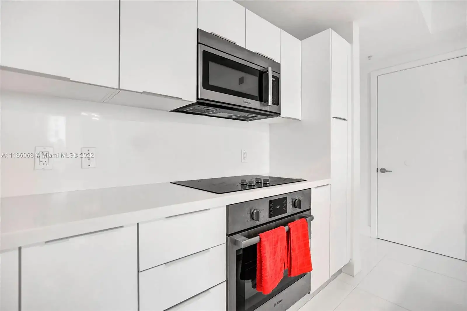 1010 SW 2nd Ave # 606, Miami FL 33130 photo 4