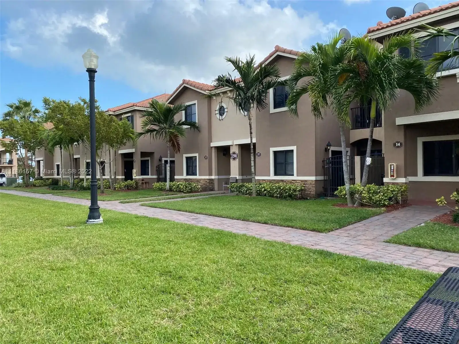22501 SW 88th Pl # 25, Cutler Bay FL 33190 photo 3