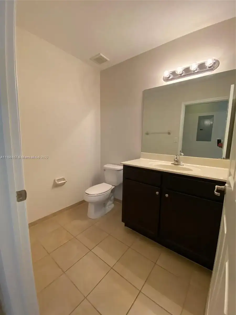 22501 SW 88th Pl # 25, Cutler Bay FL 33190 photo 5