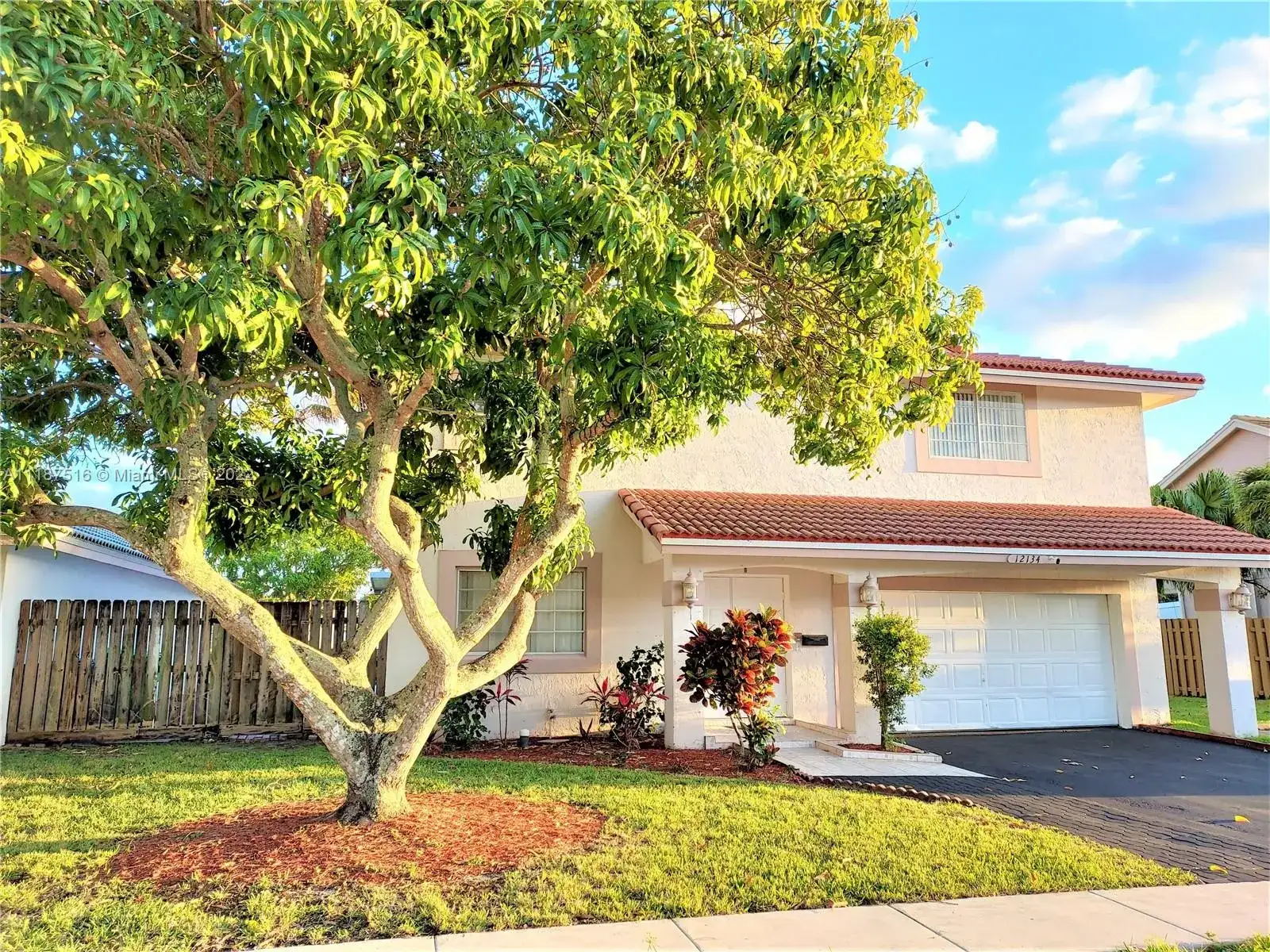 12134 NW 35th St, Sunrise FL 33323 photo 5