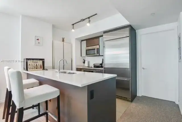 500 Brickell Ave # 3910, Miami FL 33131 photo 5