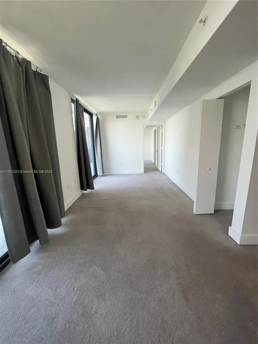 121 NE 34 St # 2215, Miami FL 33137 photo 4