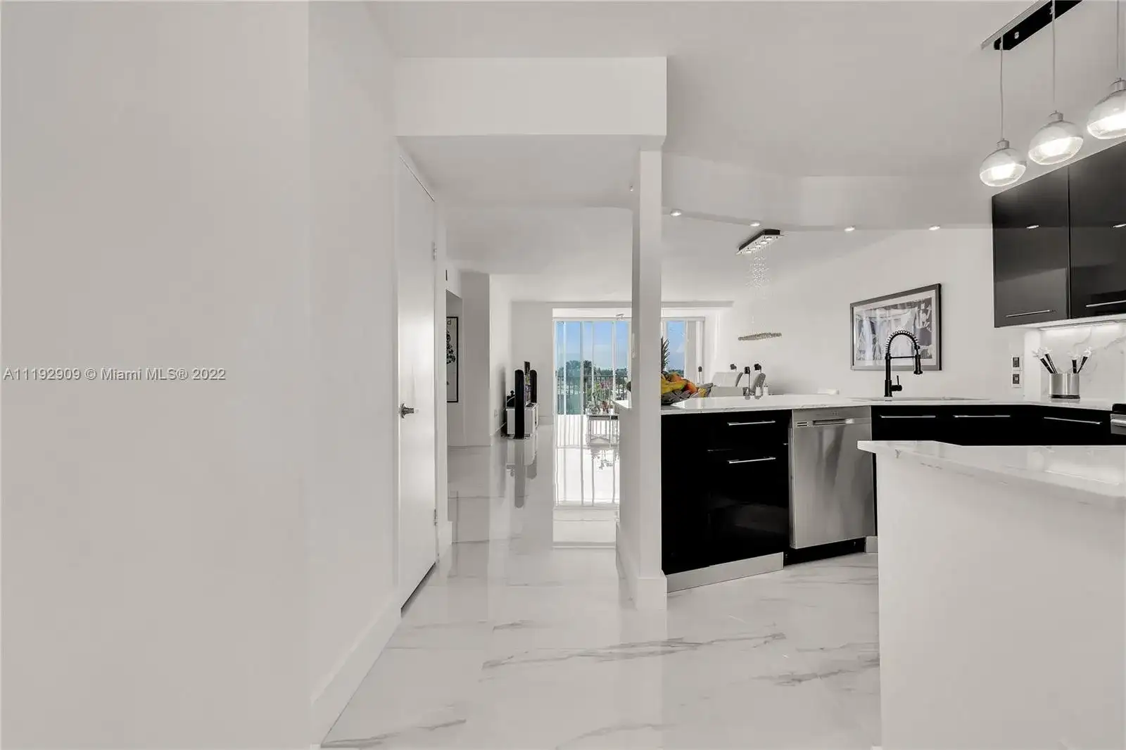 1750 NE 191st St # 2, Miami FL 33179 photo 3