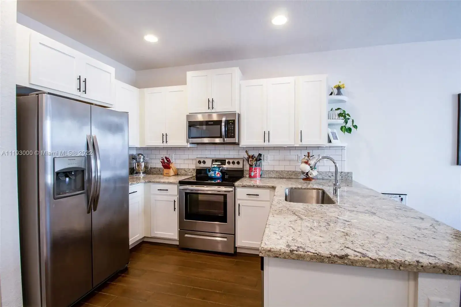 1446 SE 24th Ave, Homestead FL 33035 photo 5