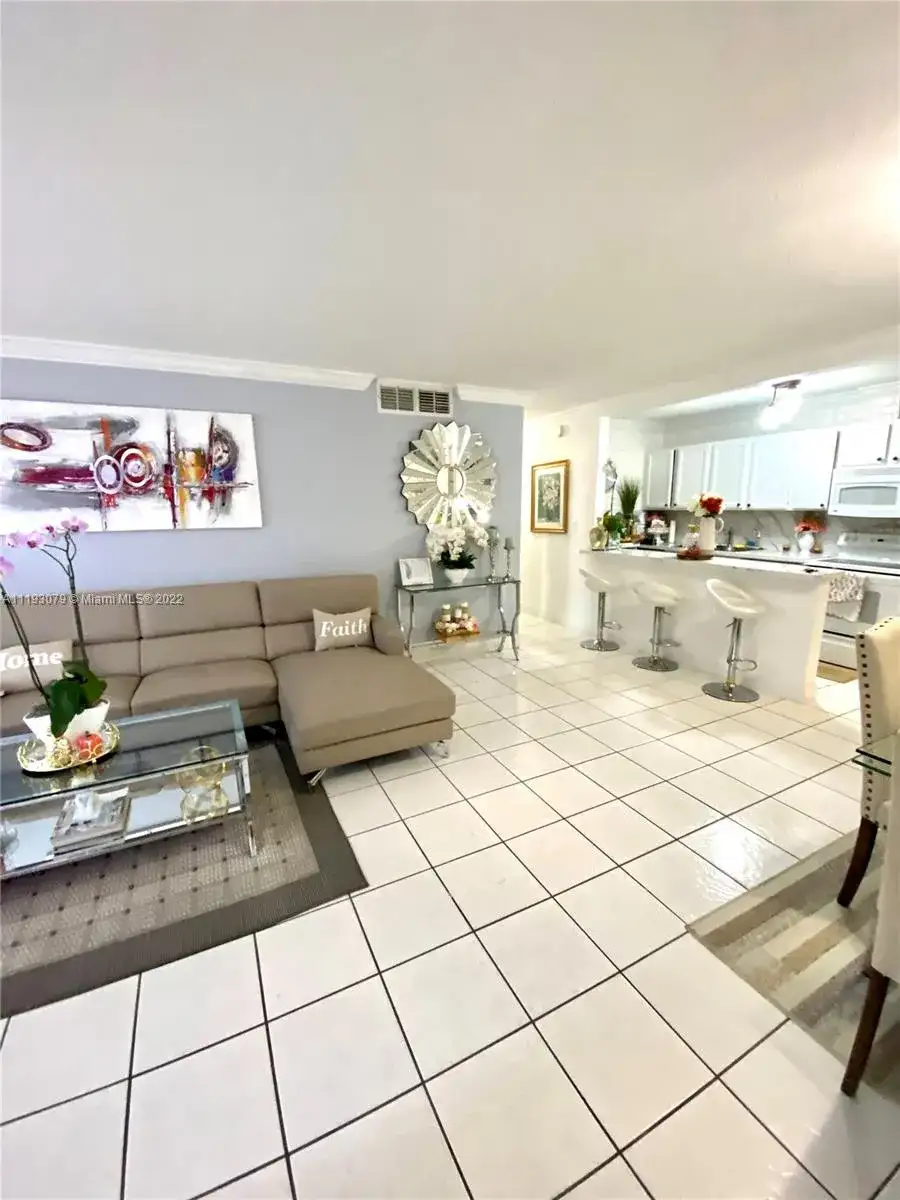 4670 NW 79th Ave # 1H, Doral FL 33166 photo 3