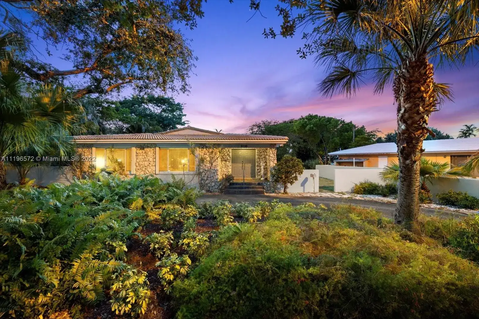 9720 Biscayne Blvd, Miami Shores FL 33138 photo 4