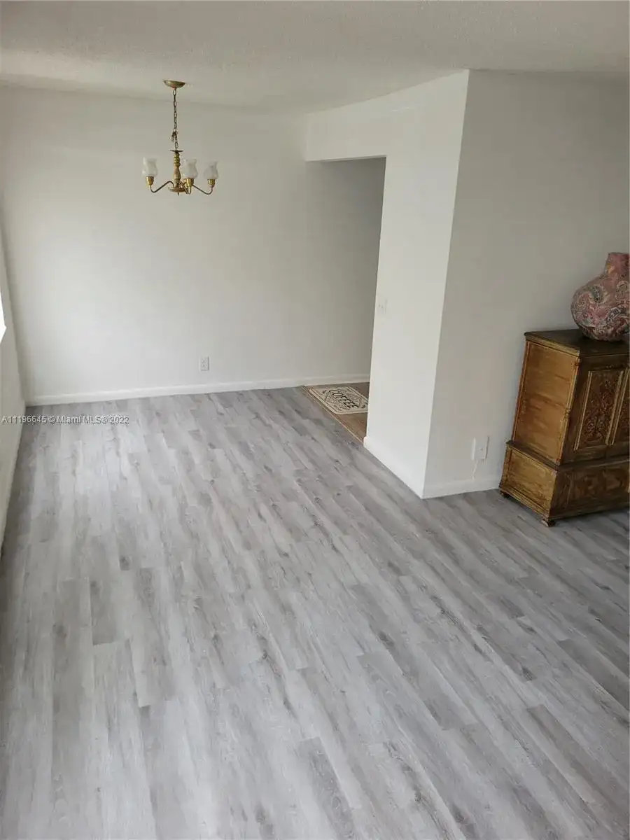 134 Farnham F # 134, Deerfield Beach FL 33442 photo 3