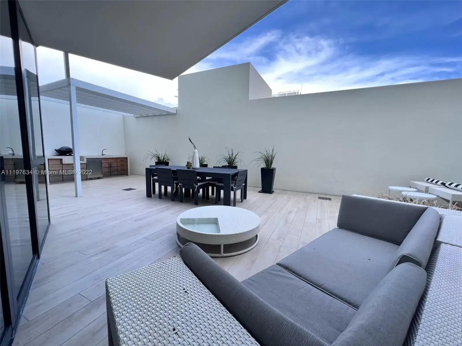 2201 Collins Ave # 711, Miami Beach FL 33139 photo 5