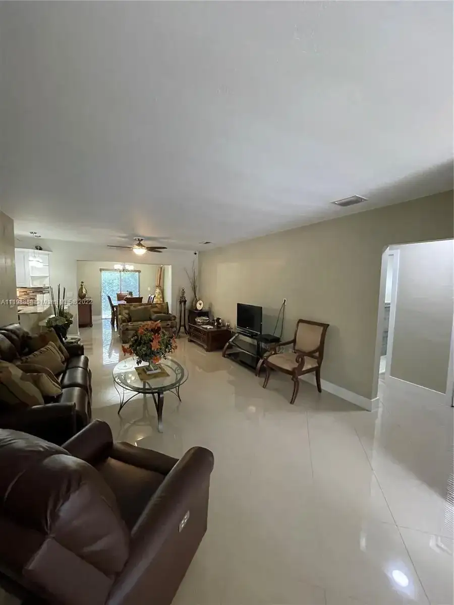 146 Ponce De Leon Blvd, Coral Gables FL 33134 photo 5