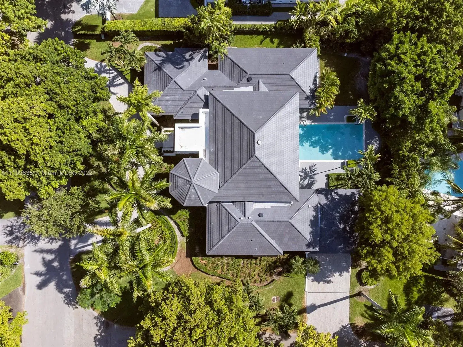 7200 Los Pinos Blvd, Coral Gables FL 33143 photo 2