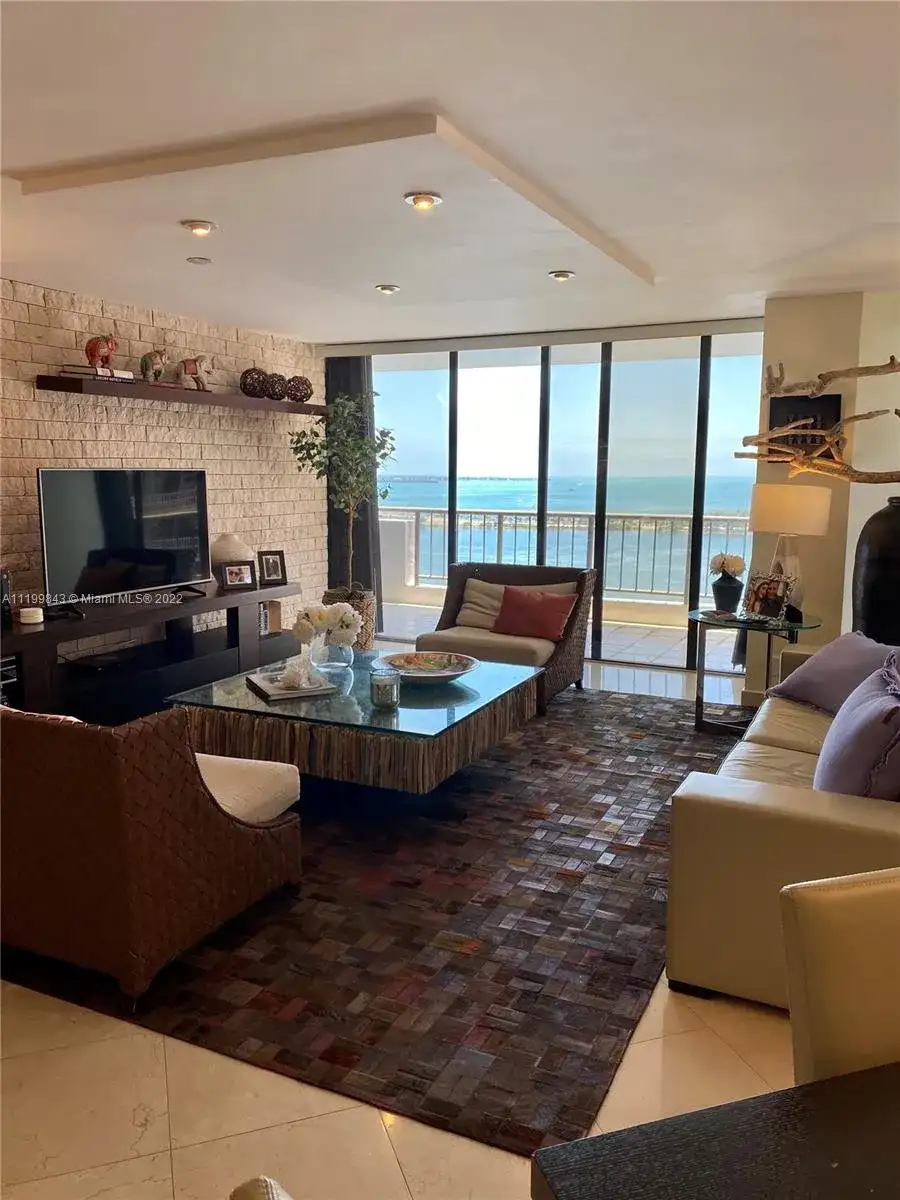 1581 Brickell Ave # 2005, Miami FL 33129 photo 2